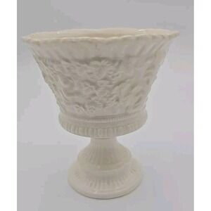 RENAISSANCE by LEFTON Chalice Vintage White Porcelain 6 3/8" Cherubs & Grapes